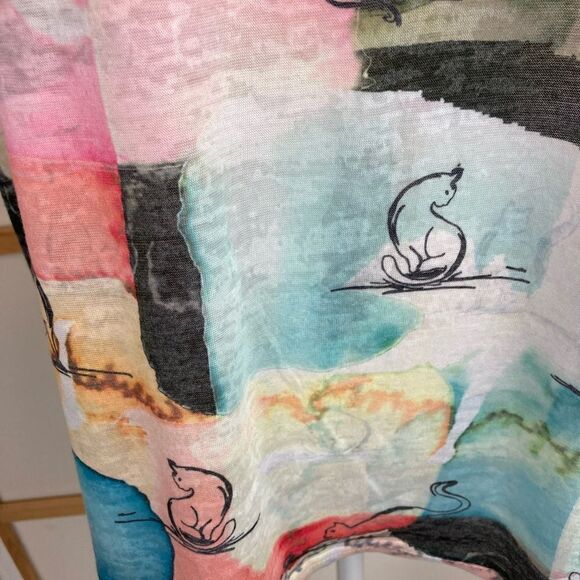 VTG Cat print watercolor Vneck top w/ delicate bling flutter sleeves 🐱 - Picture 4 of 15